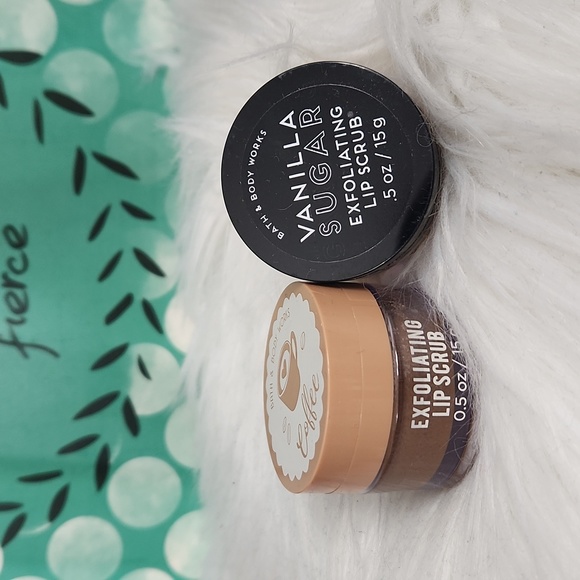 BBW Exfoliating Lip Scrub - Picture 2 of 7